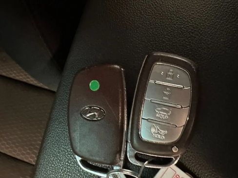 Used 2020 Hyundai Elantra Value Edition w/ Cargo Package (C1) FWD image 30