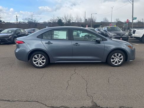New 2026 Toyota Corolla LE image 8