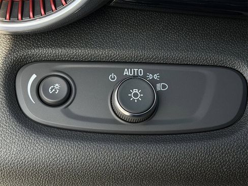 New 2026 Chevrolet Trax RS w/ Driver Confidence Package image 20