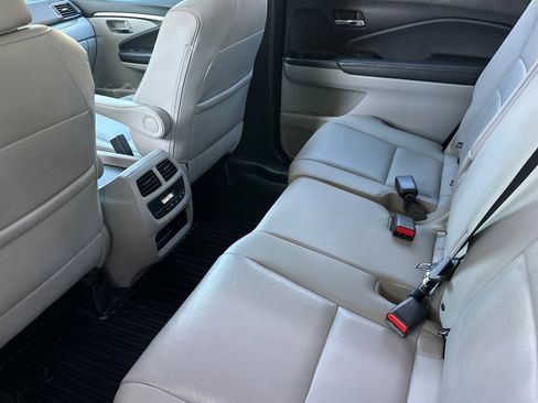 Used 2018 Honda Pilot EX-L image 26