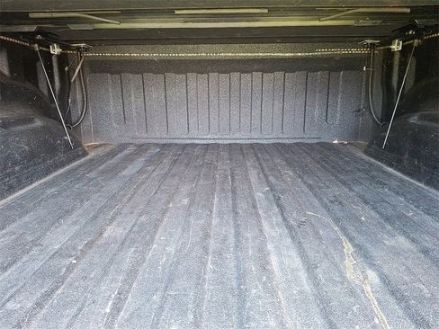 Used 2019 RAM 1500 Laramie image 28