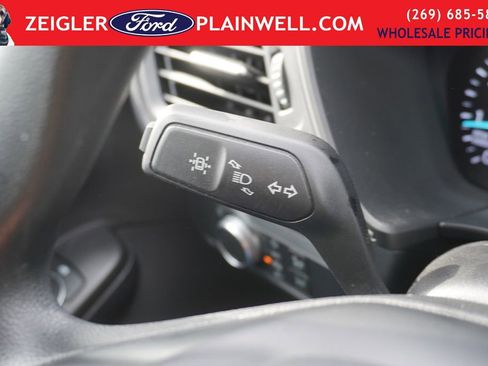 Used 2021 Ford Escape S image 23
