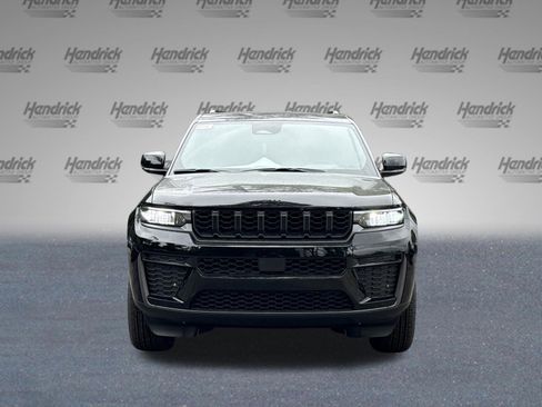 New 2026 Jeep Grand Cherokee L 4WD image 3