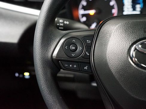 Certified 2025 Toyota Corolla LE image 14