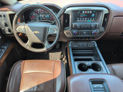 Used 2018 Chevrolet Silverado 1500 High Country AWD/4WD image 33
