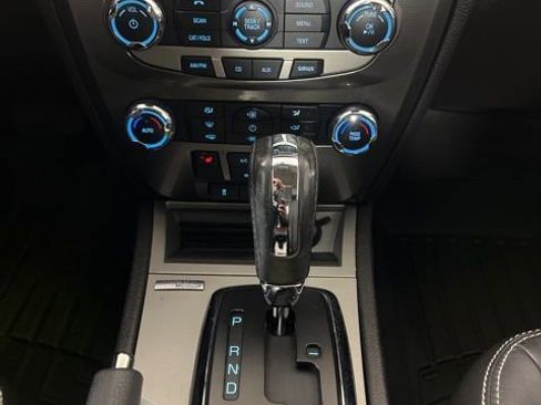 Used 2010 Ford Fusion SEL FWD image 24