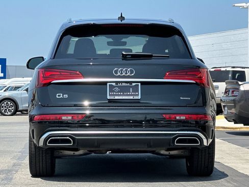 Used 2022 Audi Q5 2.0T Premium w/ Convenience Package AWD/4WD image 4