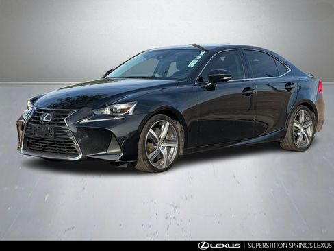 Used 2017 Lexus IS 300 300 w/ Navigation System Package image 5
