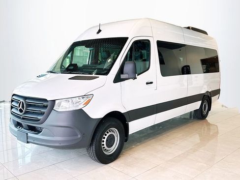 New 2025 Mercedes-Benz Sprinter 2500 image 3
