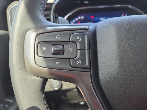 Used 2025 Chevrolet Silverado 1500 High Country w/ Midnight Edition image 11