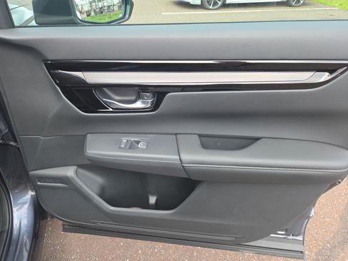 Used 2025 Honda CR-V EX-L image 17
