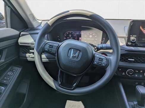New 2025 Honda Accord SE image 18