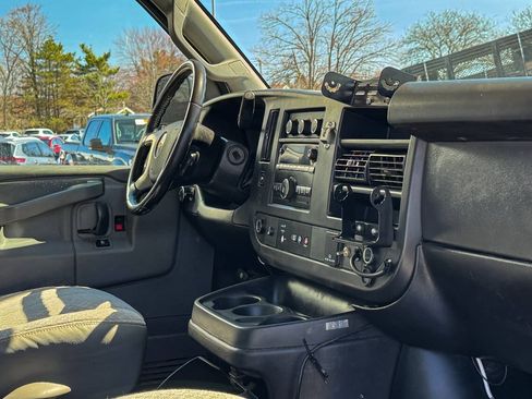 Used 2019 Chevrolet Express 2500 w/ Driver Convenience Package RWD image 11