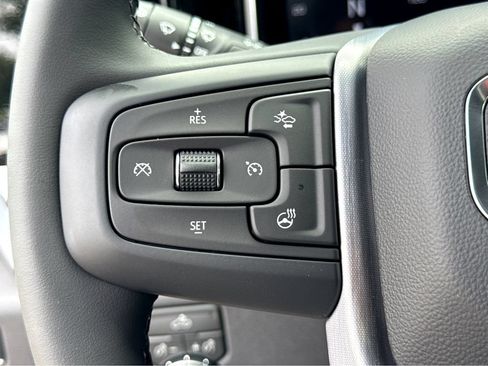 New 2026 GMC Sierra 2500 SLE w/ SLE Value Package; AWD/4WD image 16