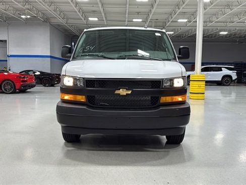 New 2025 Chevrolet Express 3500 Extended w/ Driver Convenience Package image 15