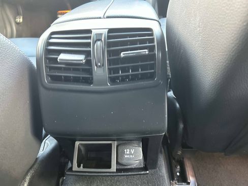 Used 2016 Mercedes-Benz E 350 Sedan image 17