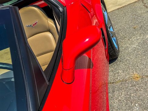 Used 2010 Chevrolet Corvette Grand Sport w/ Preferred Equipment Group image 20