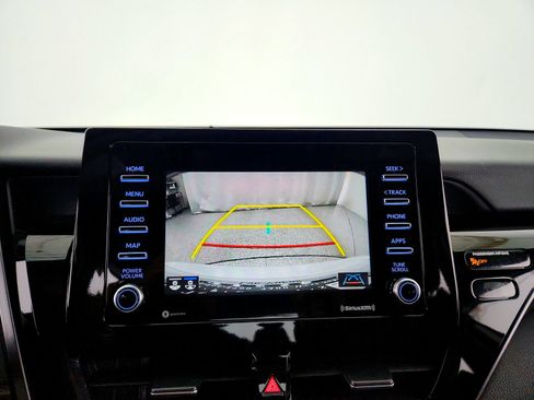 Used 2024 Toyota Camry SE image 26