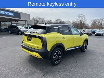 Used 2025 Nissan Kicks SR