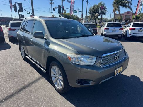 Used 2008 Toyota Highlander 4WD Hybrid w/ Popular Plus Pkg image 2