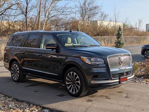 Used 2022 Lincoln Navigator L Reserve image 8