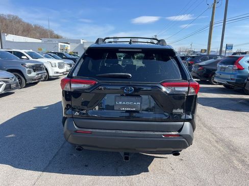 Used 2023 Toyota RAV4 AWD Hybrid image 4