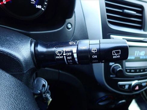 Used 2017 Hyundai Accent SE image 15