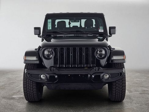 Used 2023 Jeep Gladiator Overland AWD/4WD image 8
