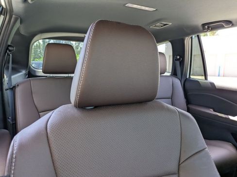 Used 2024 Honda Passport EX-L image 16