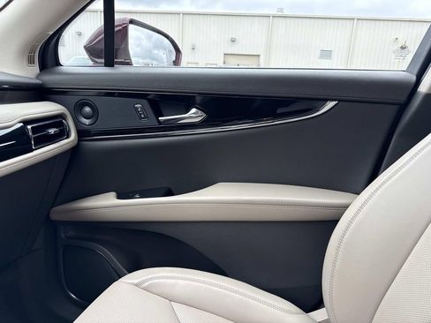 Certified 2023 Lincoln Nautilus Reserve w/ Equipment Group 201A image 22