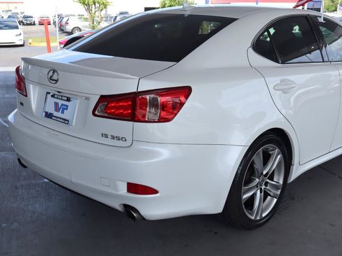 Used 2012 Lexus IS 350 w/ Premium Pkg Value Edition RWD image 7