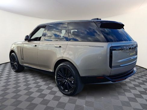 New 2026 Land Rover Range Rover SE image 2