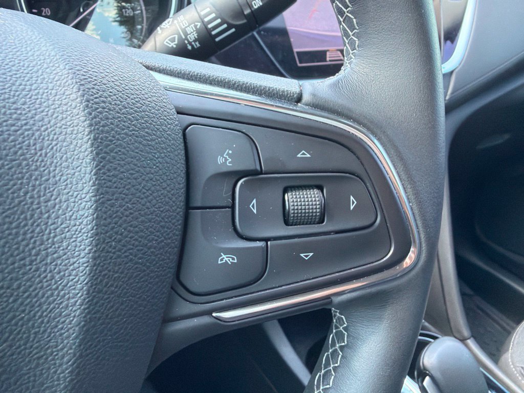 Used 2022 Buick Encore GX Select FWD image 24