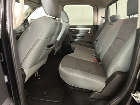 Used 2019 RAM 1500 Big Horn AWD/4WD image 30