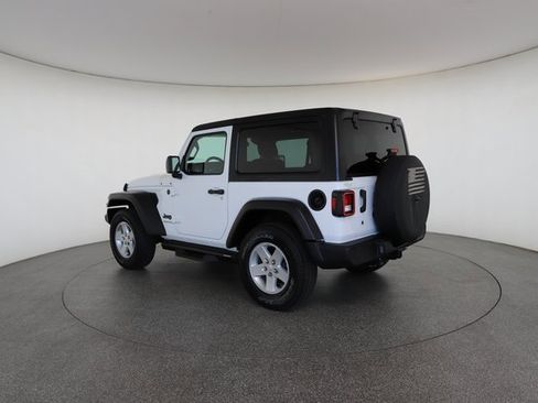 Used 2022 Jeep Wrangler Sport image 10