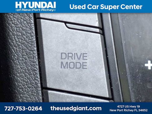 Used 2018 Hyundai Elantra SE FWD image 23