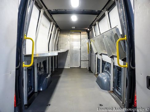 Used 2019 Mercedes-Benz Sprinter 170 image 15