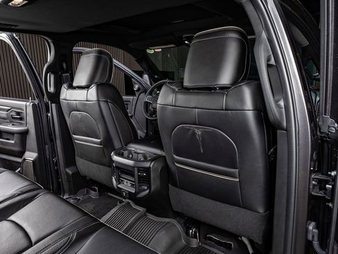 Used 2024 RAM 3500 Limited image 31