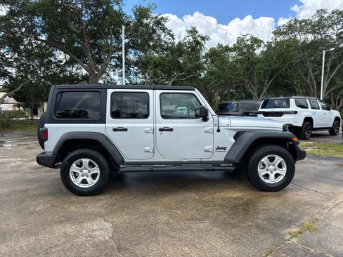 Used 2023 Jeep Wrangler Unlimited Sport AWD/4WD image 2