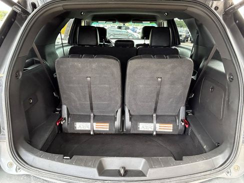 Used 2013 Ford Explorer XLT AWD/4WD image 18