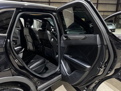 Used 2019 Lincoln MKC Premiere image 21