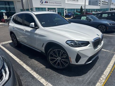 Used 2024 BMW X3 sDrive30i w/ Convenience Package RWD image 7