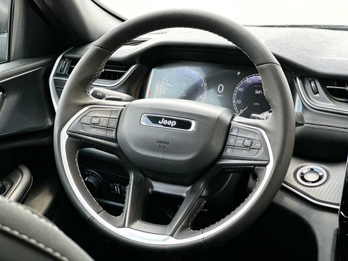 New 2026 Jeep Grand Cherokee L 2WD image 27