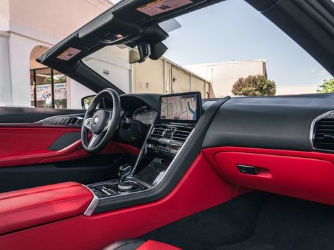 Used 2024 BMW M850i xDrive Convertible AWD/4WD image 23