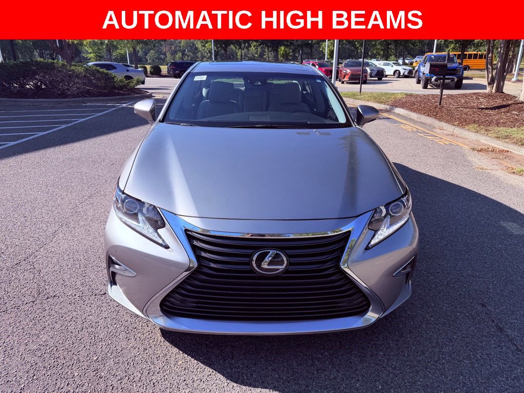 Used 2018 Lexus ES 350 w/ Premier Package FWD image 2