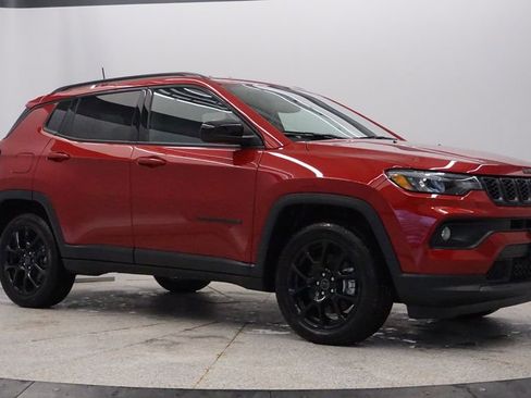 New 2026 Jeep Compass Latitude AWD/4WD image 13