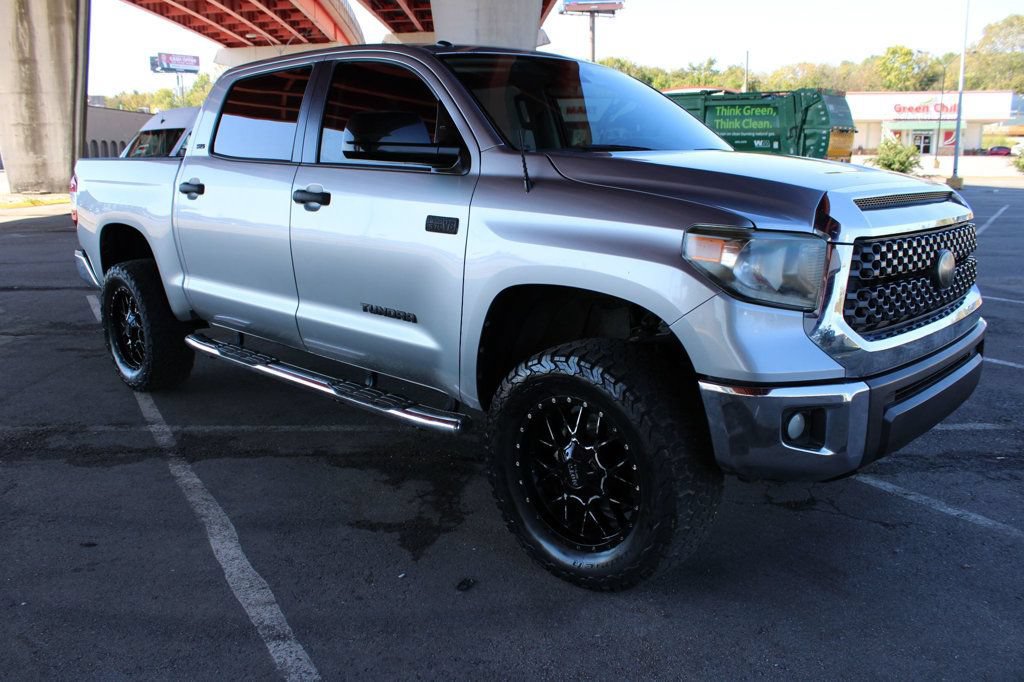 Used 2018 Toyota Tundra SR5 w/ SR5 Upgrade Package AWD/4WD image 4