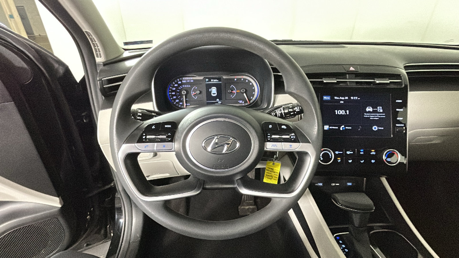 Certified 2024 Hyundai Tucson SE FWD image 19