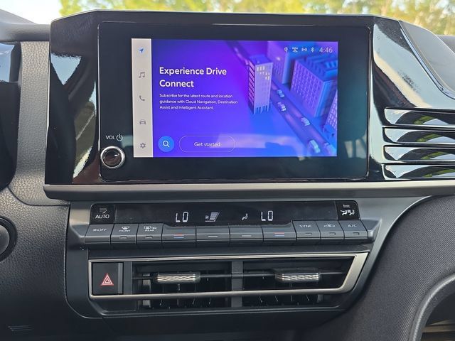 Used 2025 Toyota Camry LE FWD image 22