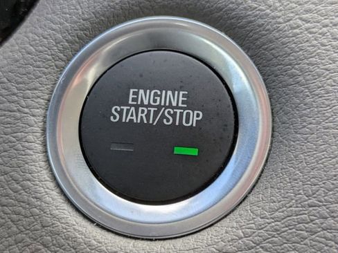 Used 2024 Cadillac XT5 Premium Luxury FWD image 29